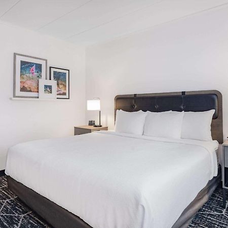 Отель La Quinta By Wyndham Chicago O'Hare Airport Розмонт Экстерьер фото