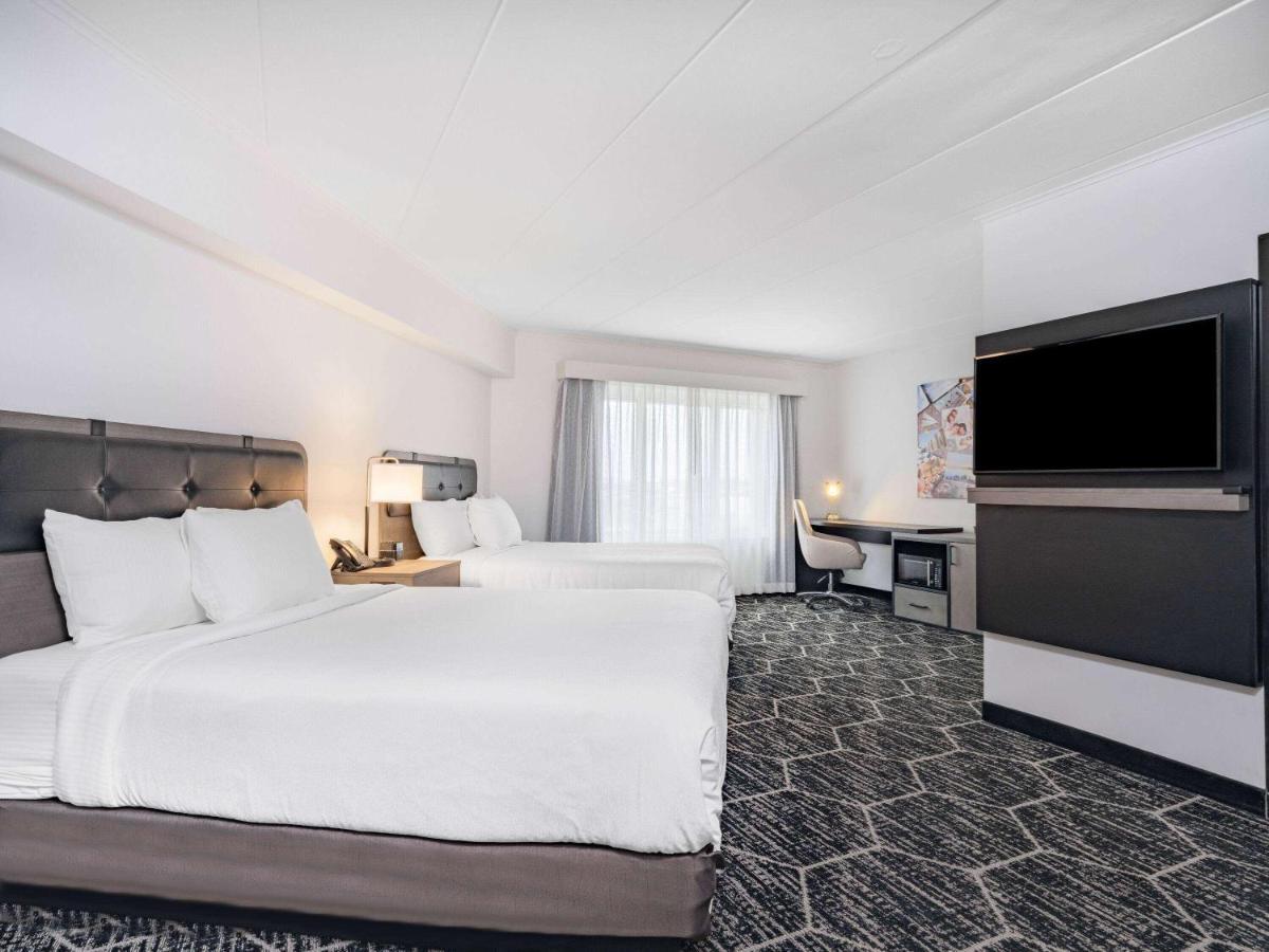 Отель La Quinta By Wyndham Chicago O'Hare Airport Розмонт Экстерьер фото