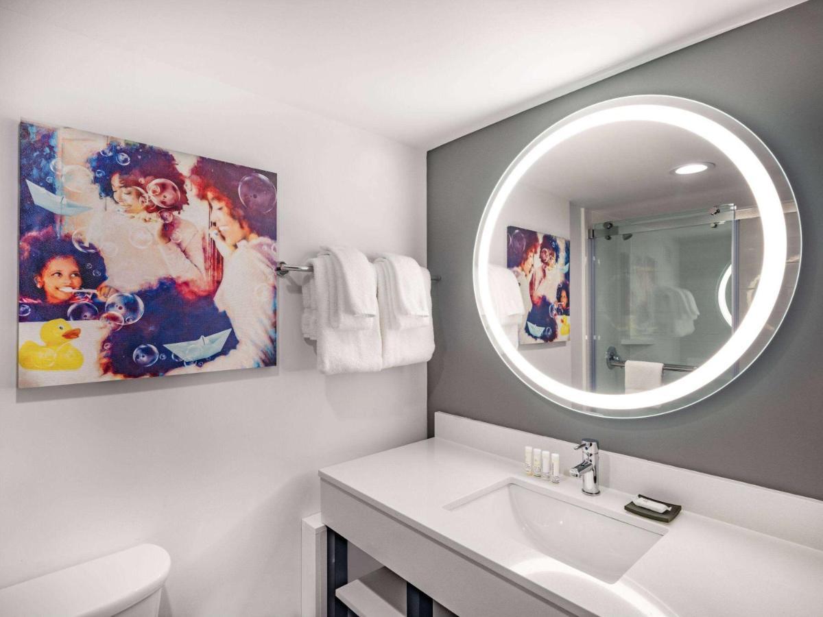 Отель La Quinta By Wyndham Chicago O'Hare Airport Розмонт Экстерьер фото