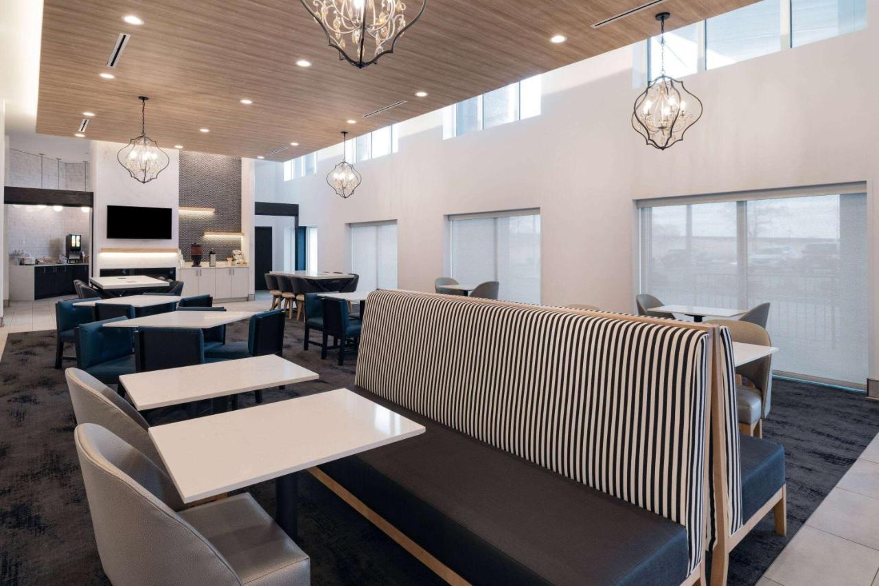 Отель La Quinta By Wyndham Chicago O'Hare Airport Розмонт Экстерьер фото